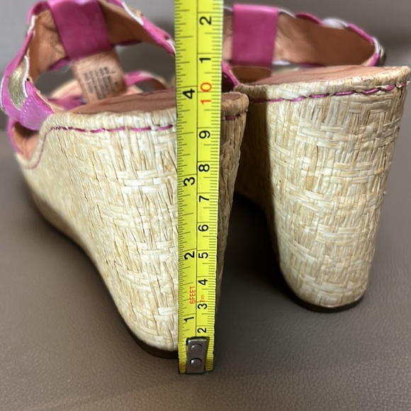 New soft leather Born wedges, Sz 9 - Picture 10 of 10